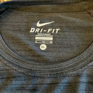 Mens long sleeve dry fit Nike shirt